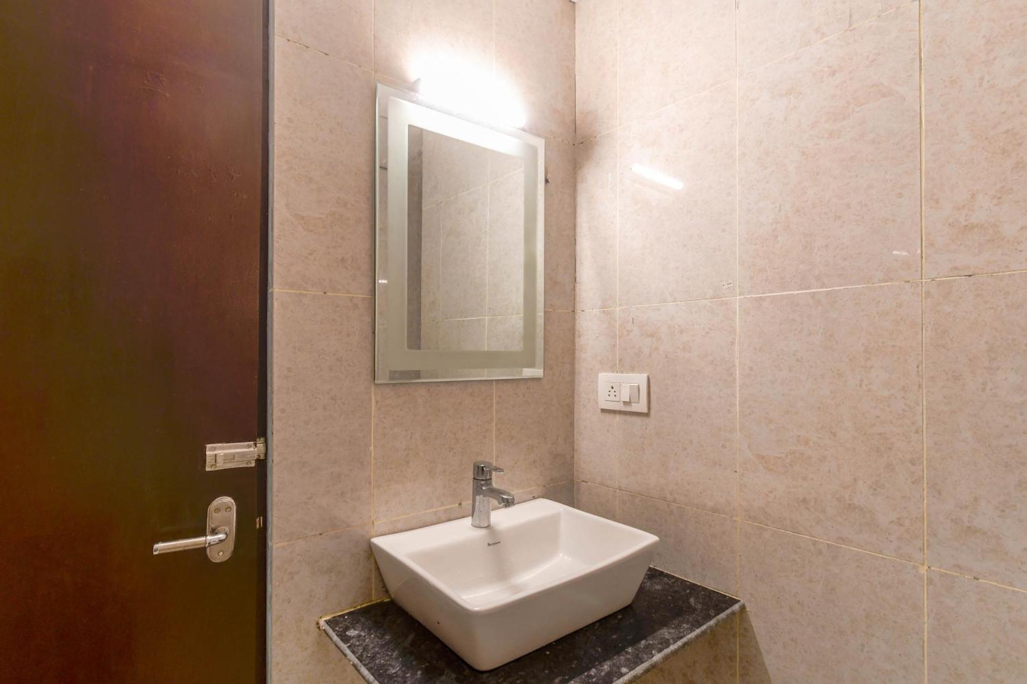 Hotel Mahal Kolkata Ngoại thất bức ảnh