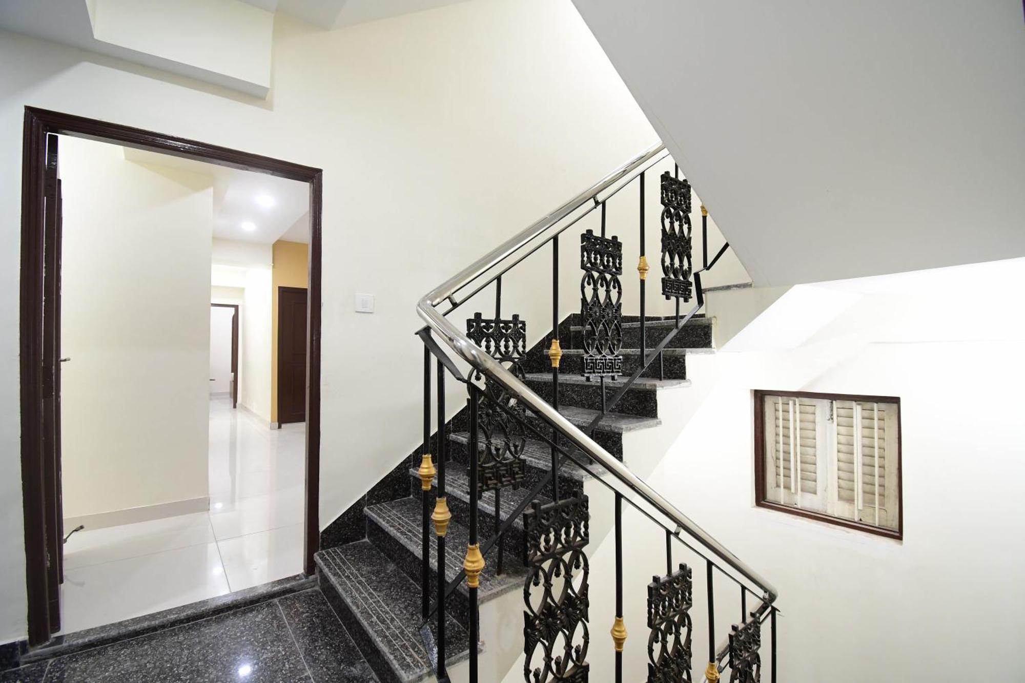 Hotel Mahal Kolkata Ngoại thất bức ảnh